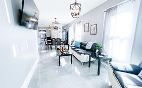 Comfy 4Br-Free Parking-Wi-Fi In Niagara Falls Ny